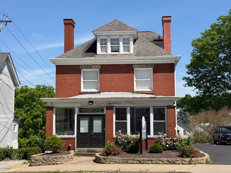 More Photos Of 119 Arch Ave, Greensburg Office For Sale
