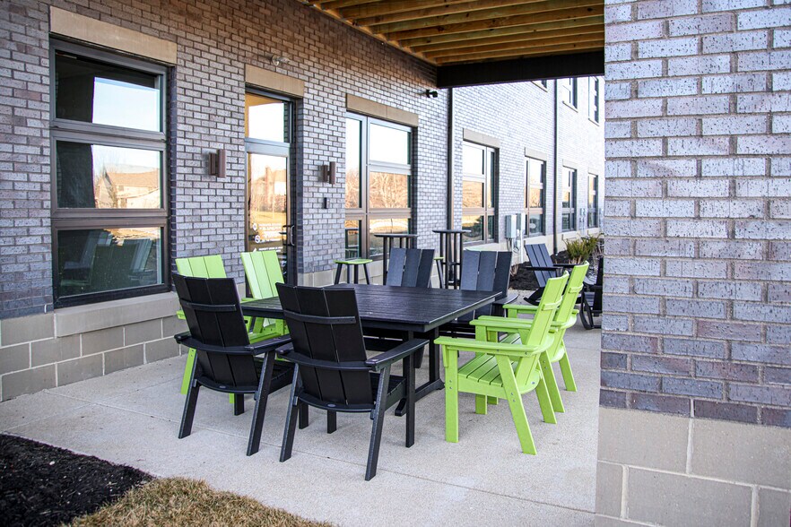 More Photos Of 10255 Commerce Dr, Carmel Coworking Space