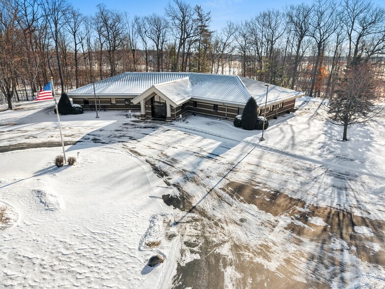 More Photos Of 2980 Walker Dr, Green Bay Office For Sale
