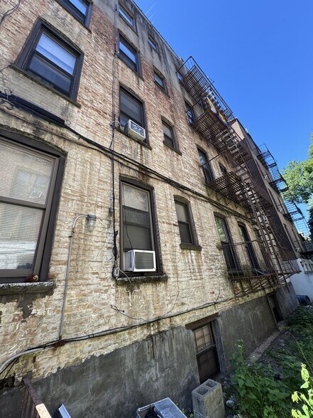 More Photos Of 251 E 236th St, Bronx Apartments For Sale
