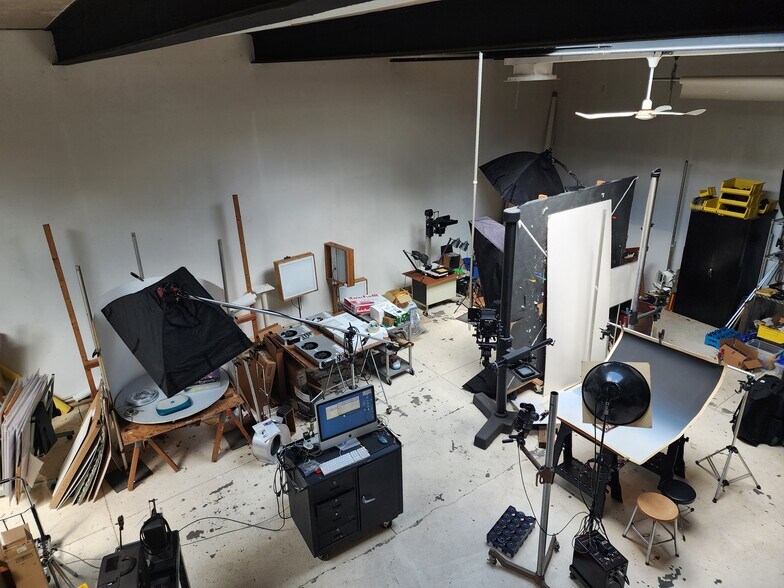 More Photos Of 34 Loring St, Springfield Research And Development For Sale