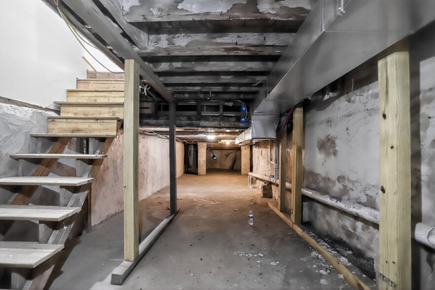 More Photos Of 2624 Germantown Ave, Philadelphia Storefront Retail Residential For Sale