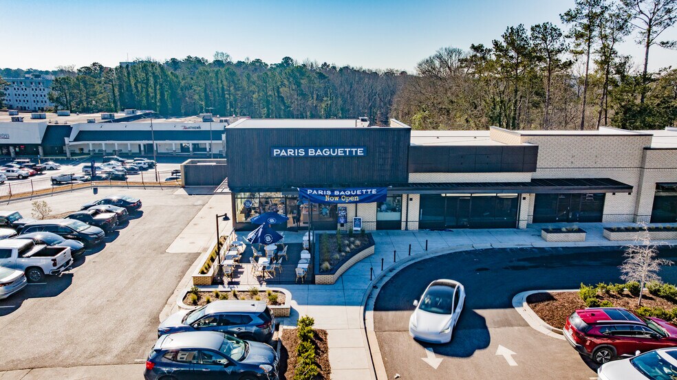 More Photos Of 2375 W Broad St, Athens Unknown For Lease