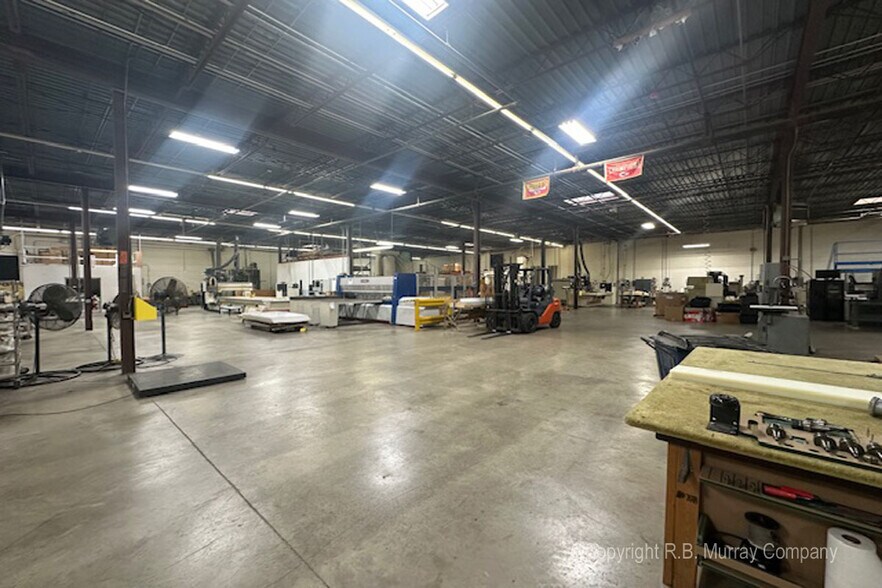 More Photos Of 820 N Cedarbrook Ave, Springfield Industrial For Sale