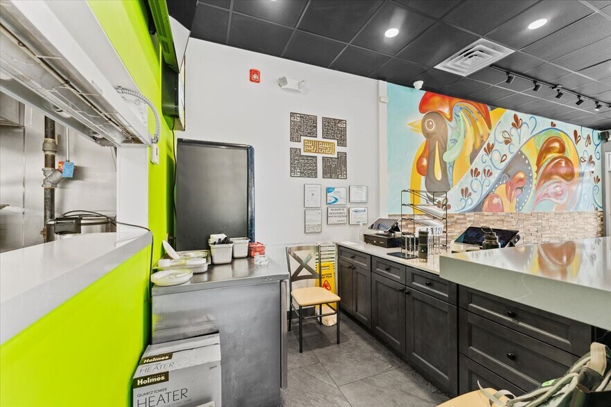 More Photos Of 100 US Highway 9, Manalapan Township Restaurant For Sale