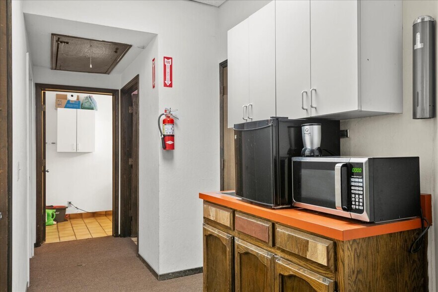 More Photos Of 37138 Niles Blvd, Fremont Freestanding For Lease