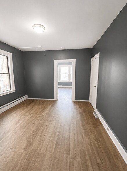 More Photos Of 42-44 Redding St, Hartford Apartments For Sale