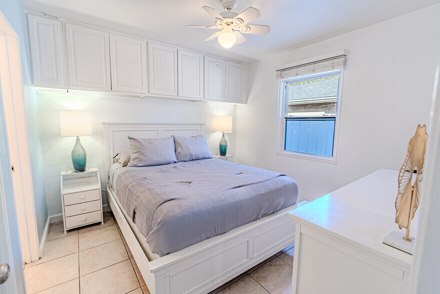 More Photos Of 1566 Reed Ave, San Diego Apartments For Sale