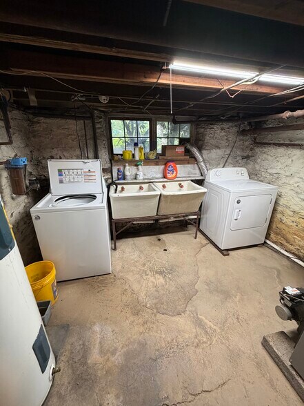 More Photos Of 50 Kirkendall Ave, Shavertown Flex For Sale