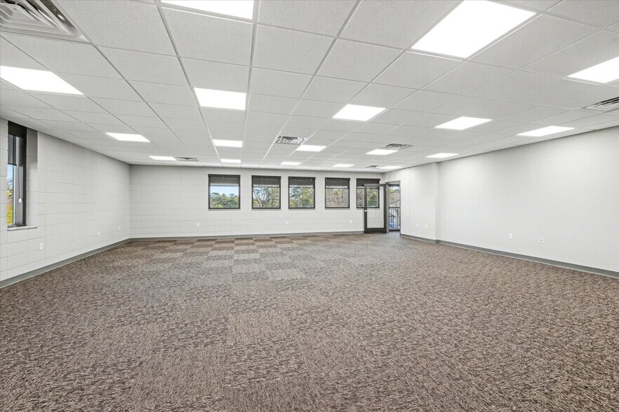 More Photos Of 369 Office Plaza Dr, Tallahassee Office For Lease