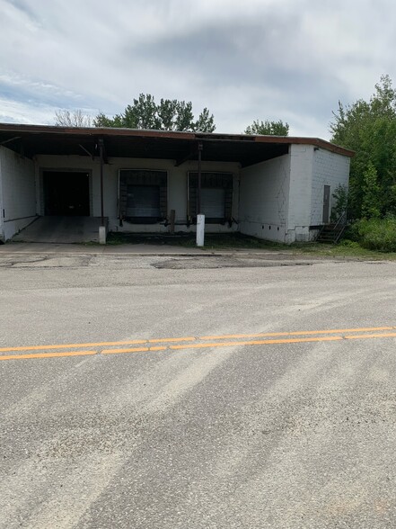 Primary Photo Of 625 Towmen Rd, Neenah Warehouse For Lease