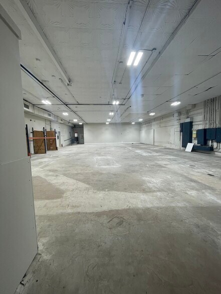 More Photos Of 122 W Spencer St, Culpeper Office For Lease