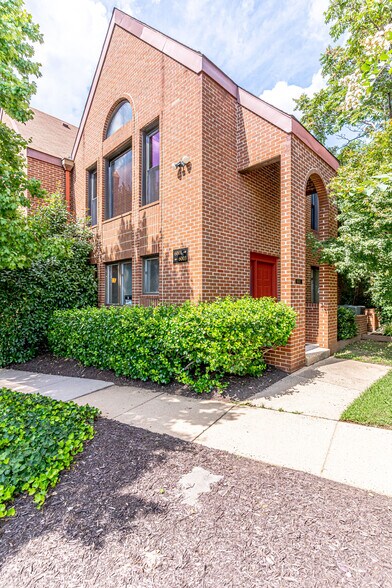 More Photos Of 6001-6003 Tower Ct, Alexandria Office For Sale