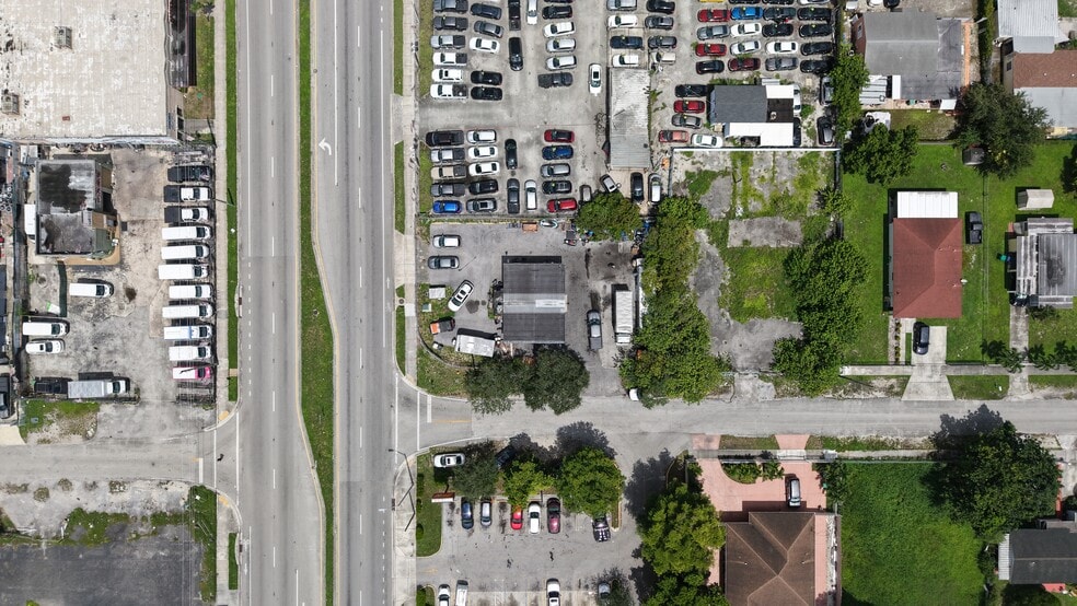 More Photos Of 9301 NW 27th Ave, Miami Auto Dealership For Sale