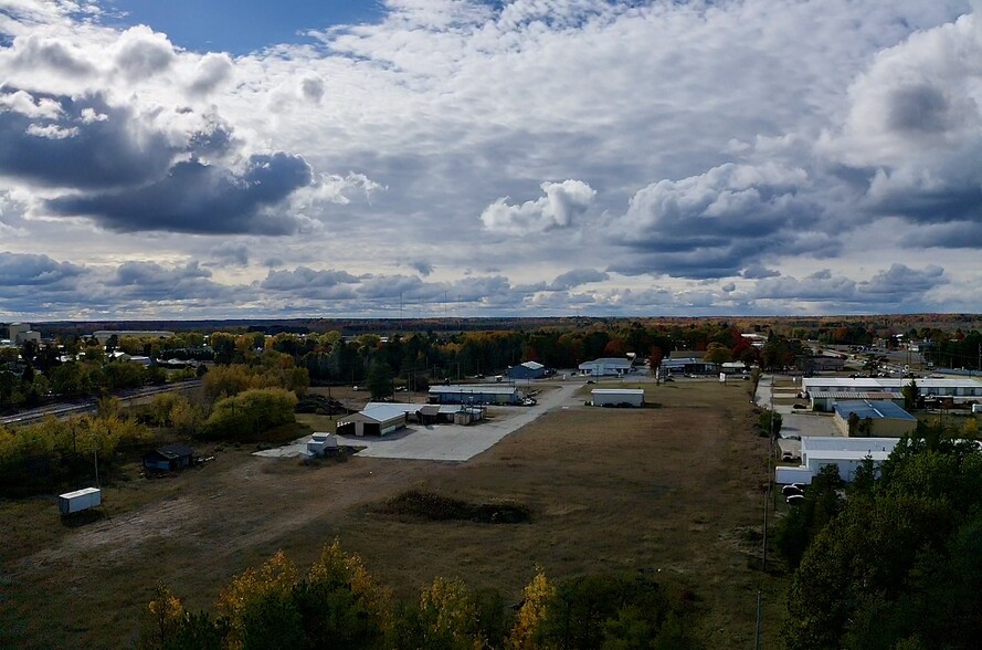 Primary Photo Of 1720 N Lincoln Rd, Escanaba Land For Lease