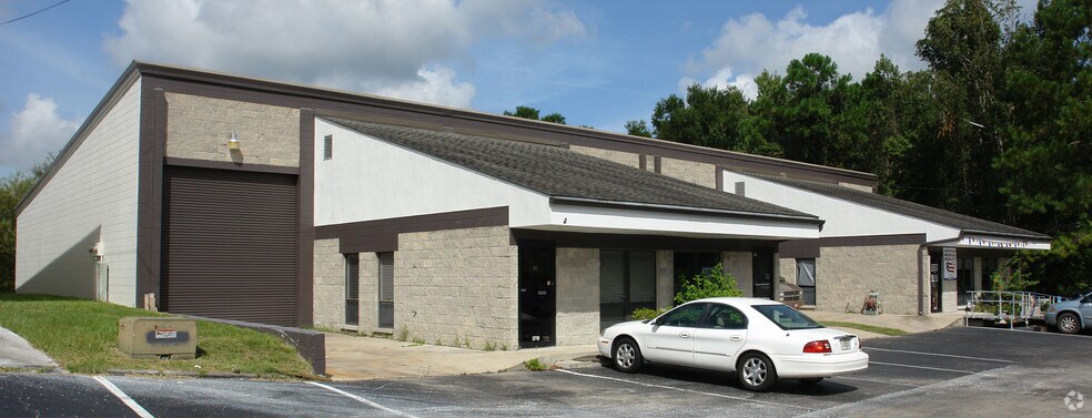 More Photos Of 3710-3716 NW 97th Blvd, Gainesville Showroom For Lease