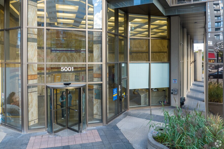 More Photos Of 5001 Yonge St, Toronto Office For Lease