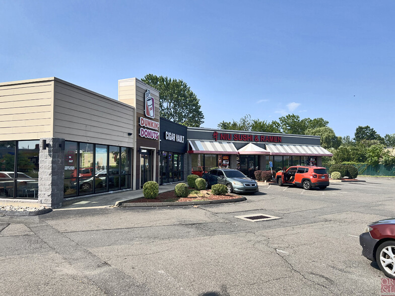 Primary Photo Of 96 Frontage Rd, East Haven Storefront For Sale