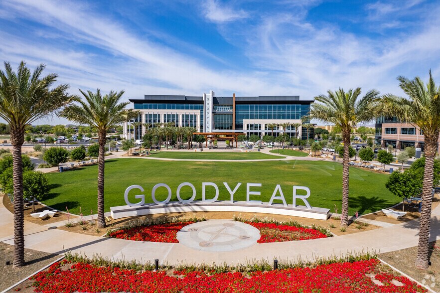 More Photos Of 15150 W Park Pl, Goodyear Office For Lease