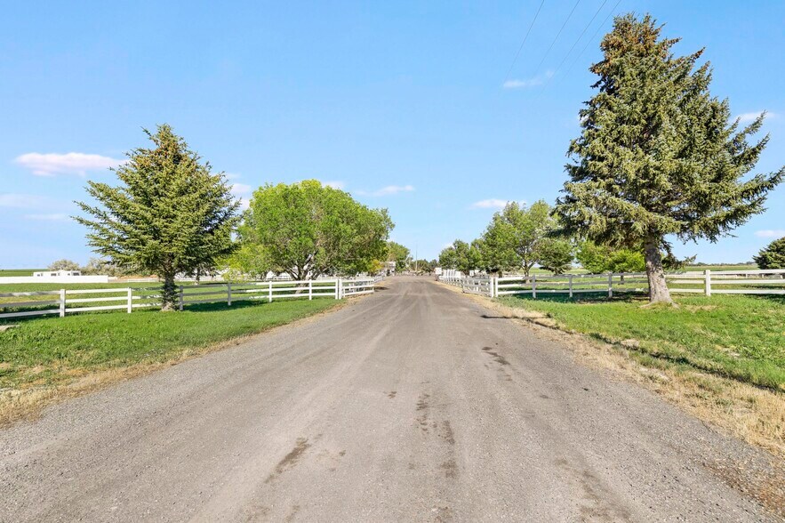 More Photos Of 4074 N 2000 E, Filer Warehouse For Sale