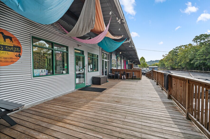 More Photos Of 12-28 McCandless Ave, Pittsburgh Light Distribution For Lease