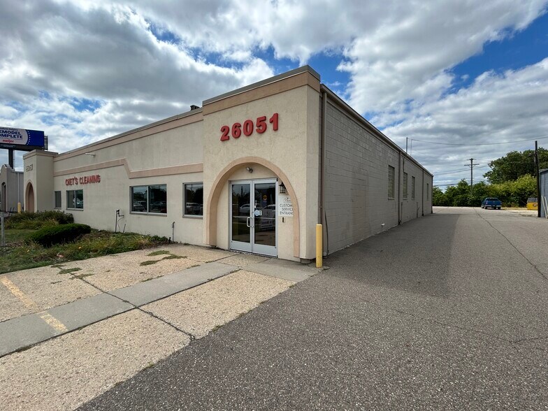 More Photos Of 26051 Dequindre Rd, Madison Heights Warehouse For Sale