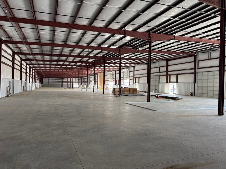 More Photos Of 6240 E 15th St, Tulsa Unknown For Lease