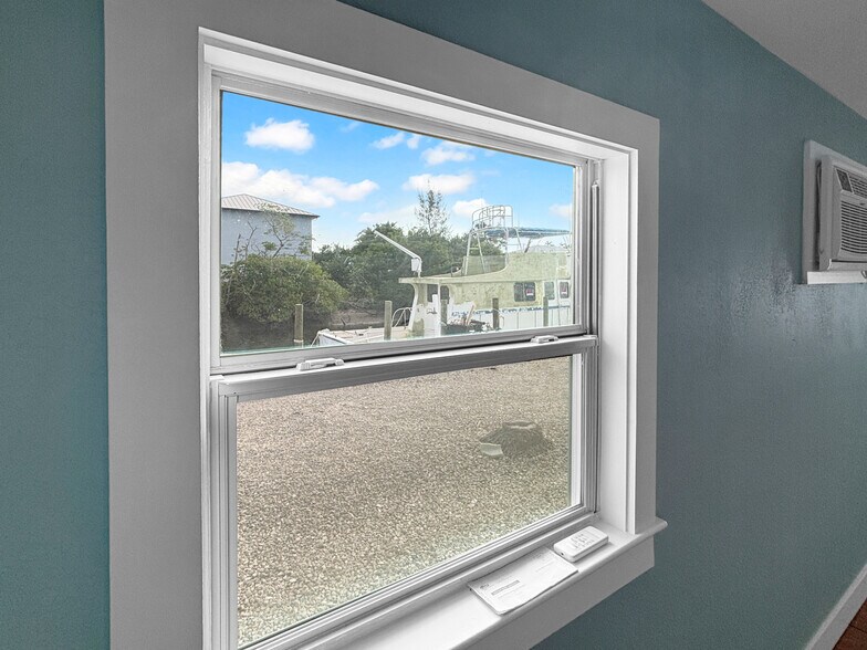 More Photos Of 3366 Stringfellow Rd, Saint James City Office For Sale