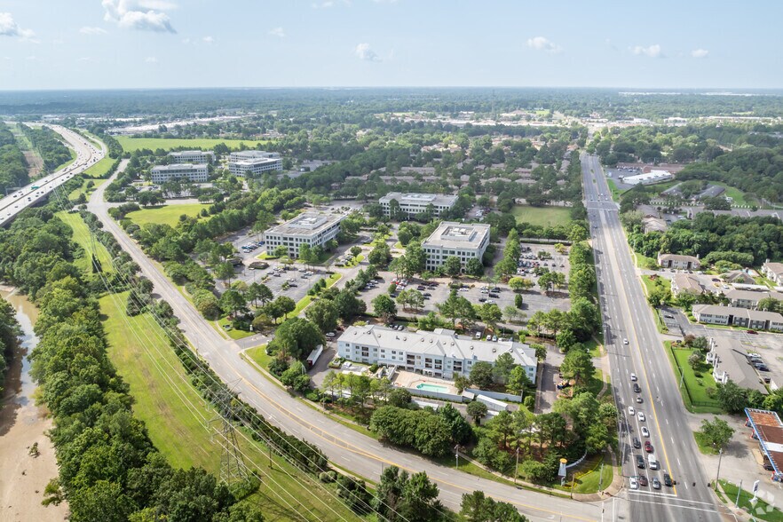 More Photos Of 6625 Lenox Park Dr, Memphis Office For Lease
