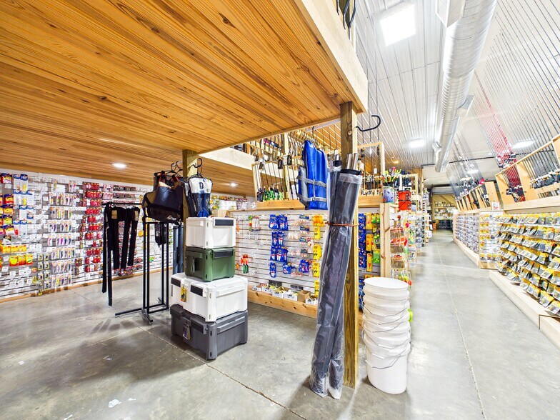 More Photos Of 13520 Emerson Ave, Williamstown General Retail For Sale