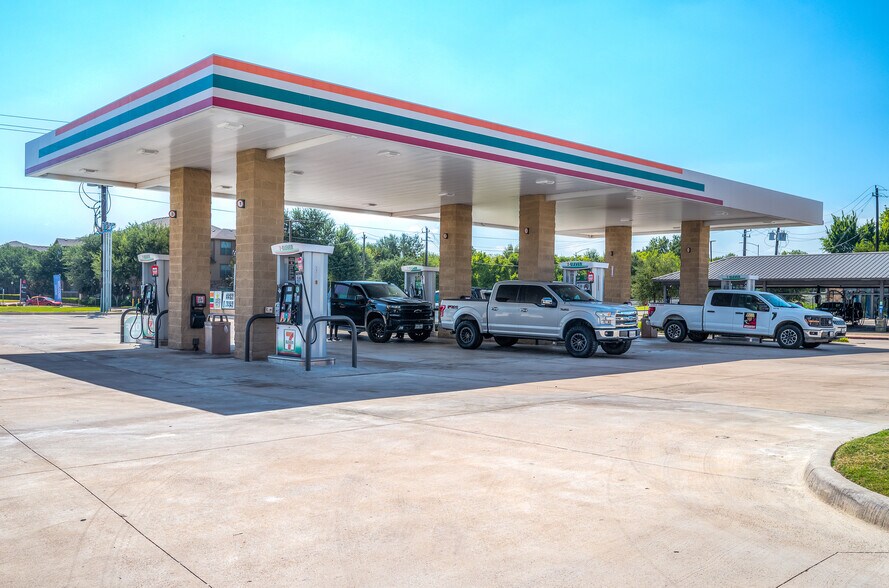 More Photos Of 11530 Pearland Pky, Houston Service Station For Sale
