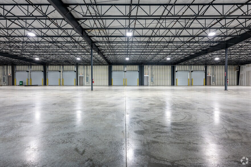 More Photos Of 8229 Tyner Rd, Colfax Light Distribution For Lease