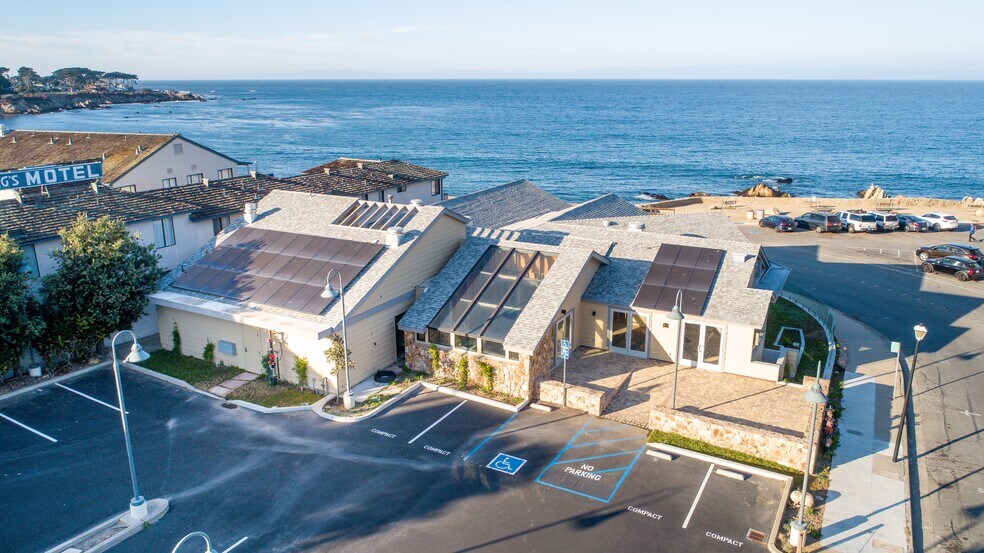 More Photos Of 631 Ocean View Blvd, Pacific Grove Restaurant For Lease