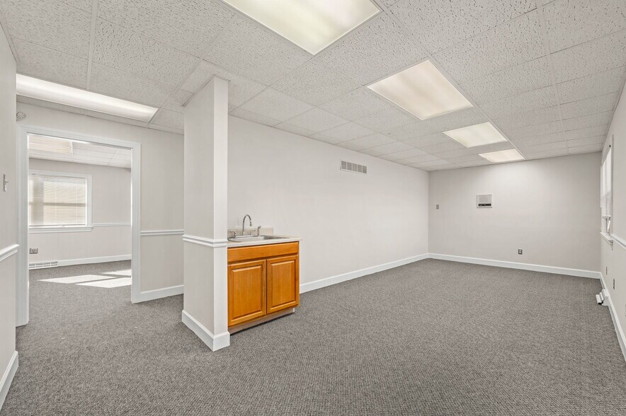 More Photos Of 300 W Trenton Ave, Morrisville Office For Sale