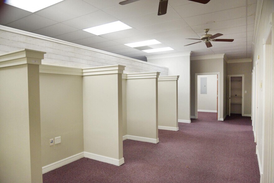 More Photos Of 3016 E Villa Maria Rd, Bryan Freestanding For Sale