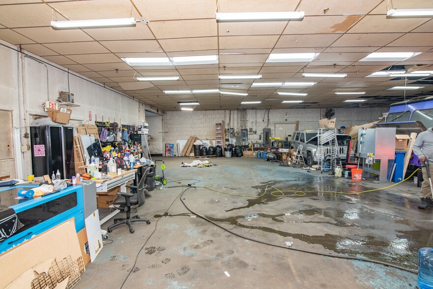 More Photos Of 4128 Hayward Ave, Baltimore Warehouse For Sale