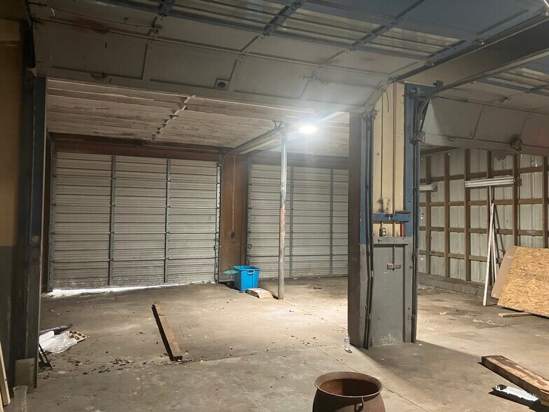 More Photos Of 112 S Parler Ave, Saint George Auto Repair For Sale