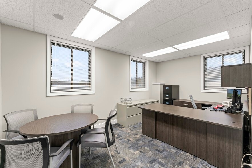 More Photos Of 20 Donati Rd, Pittsburgh Office For Sale