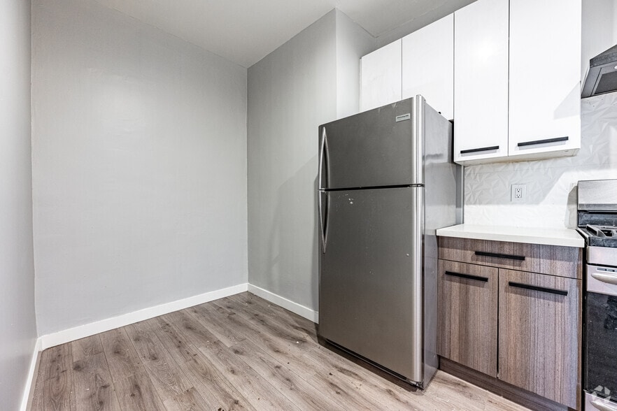 More Photos Of 747 S New Hampshire Ave, Los Angeles Apartments For Sale