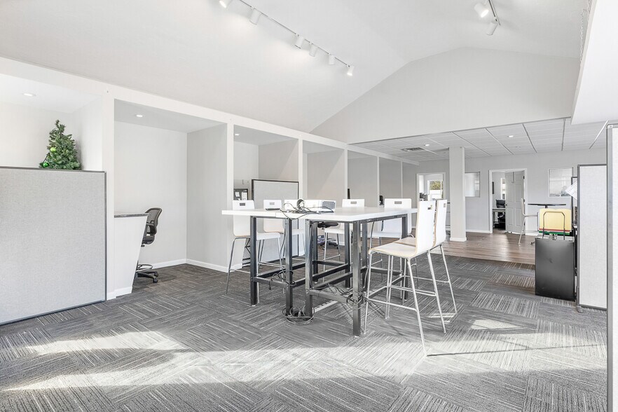 More Photos Of 544 Pearl Rd, Brunswick Freestanding For Sale