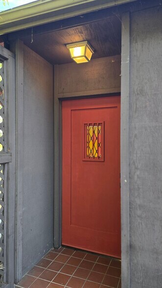 More Photos Of 4739 Huntington Dr N, Los Angeles Apartments For Sale