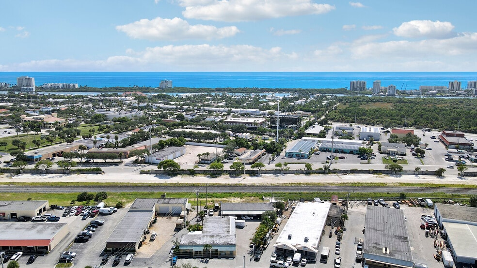 More Photos Of 1660 Cypress Dr, Jupiter Warehouse For Sale