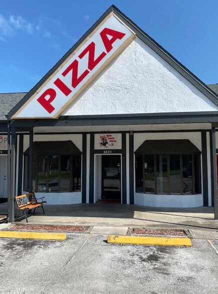 More Photos Of 6813-6823 State Road 54, New Port Richey Restaurant For Lease