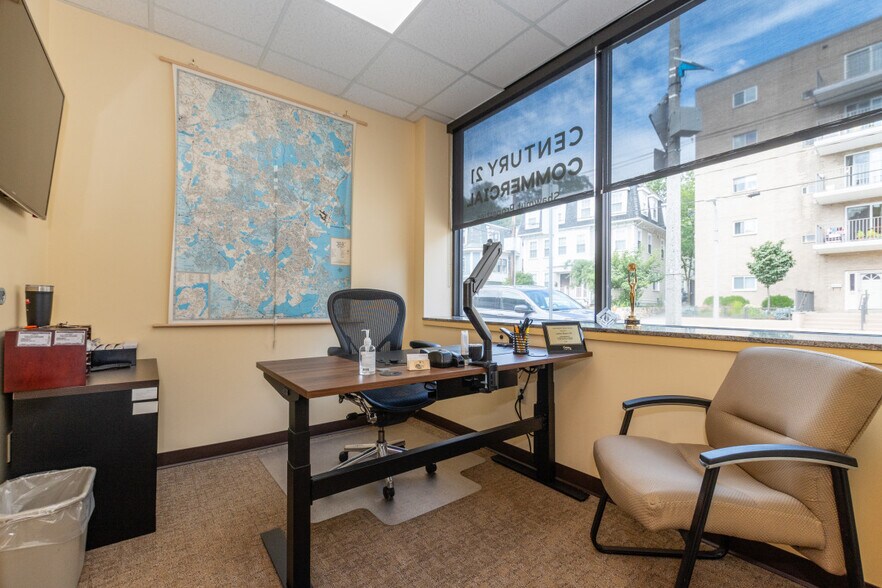 More Photos Of 136 Tremont St, Boston General Retail For Sale