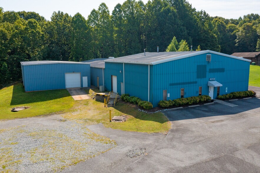 More Photos Of 4058 Old Us Highway 52, Lexington Warehouse For Lease