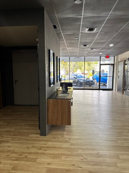 More Photos Of 5200 N Federal Hwy, Fort Lauderdale Unknown For Lease