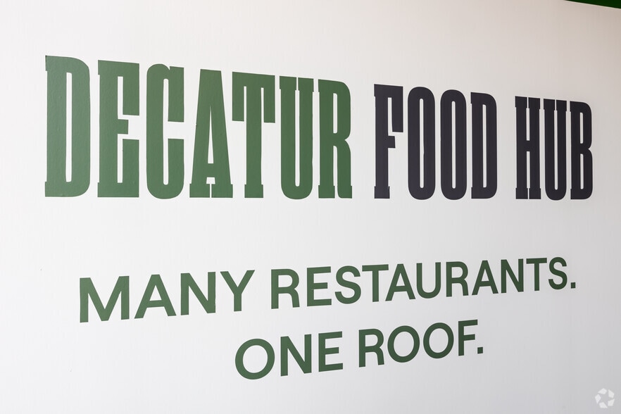 More Photos Of 2670 E College Ave, Decatur Freestanding For Lease