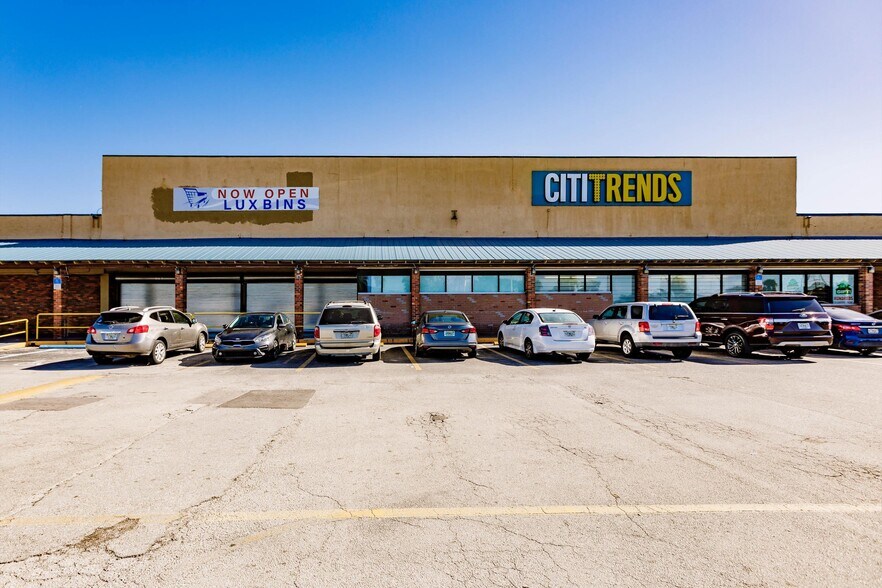 Primary Photo Of 541 SW 16th St, Belle Glade Storefront For Lease