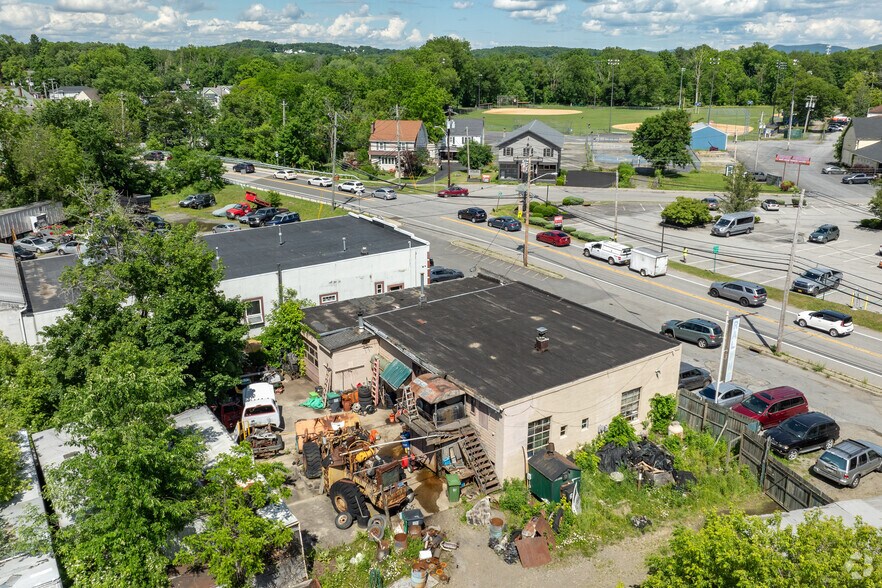 More Photos Of 12 South St, Washingtonville General Retail For Sale
