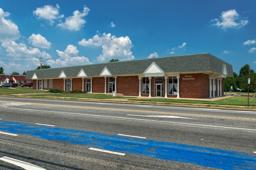 More Photos Of 12300-12310 Academy Rd, Philadelphia Unknown For Lease